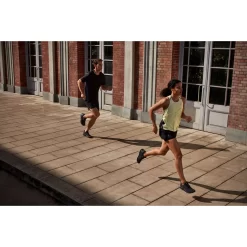 On Running On Cloudstratus Women Running Shoe - Black -On Running on cloudstratus women running shoe black 7 1105438